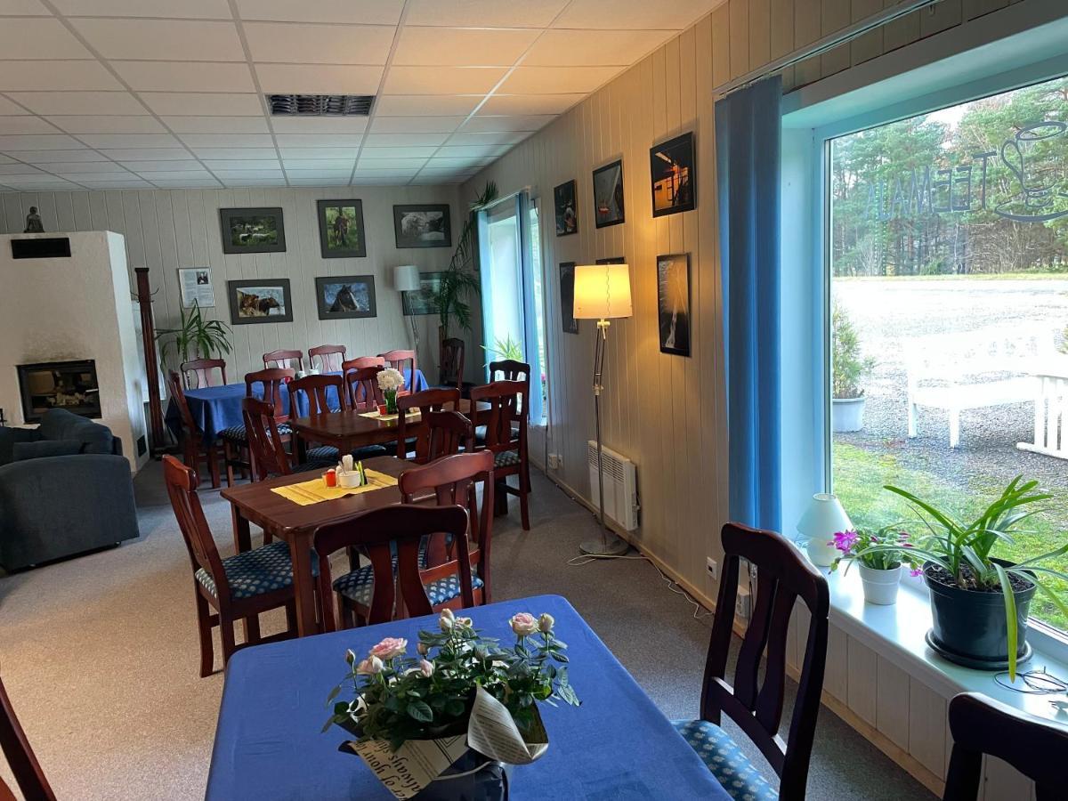 Emmaste Teemaja Hostel Bagian luar foto