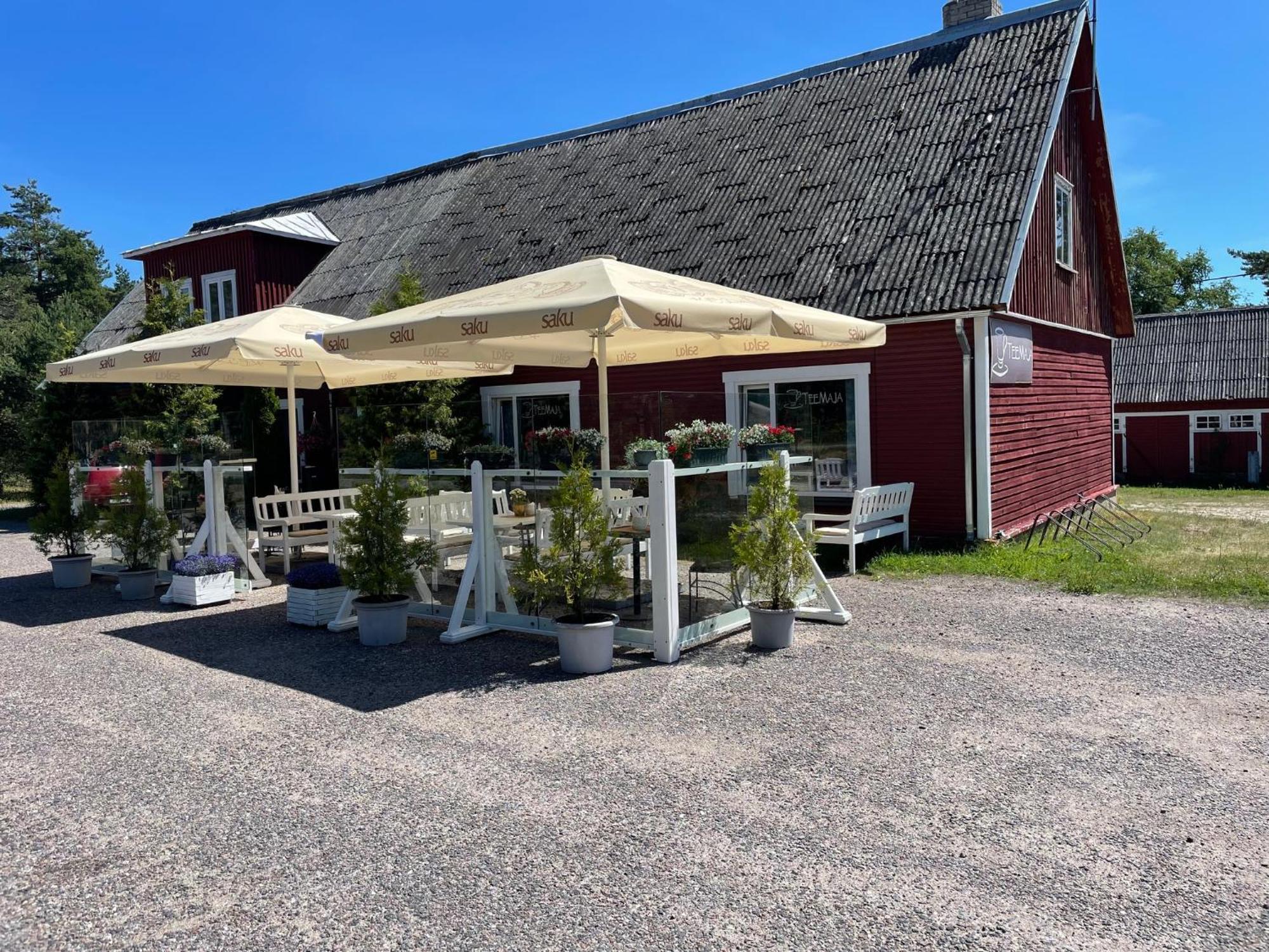 Emmaste Teemaja Hostel Bagian luar foto