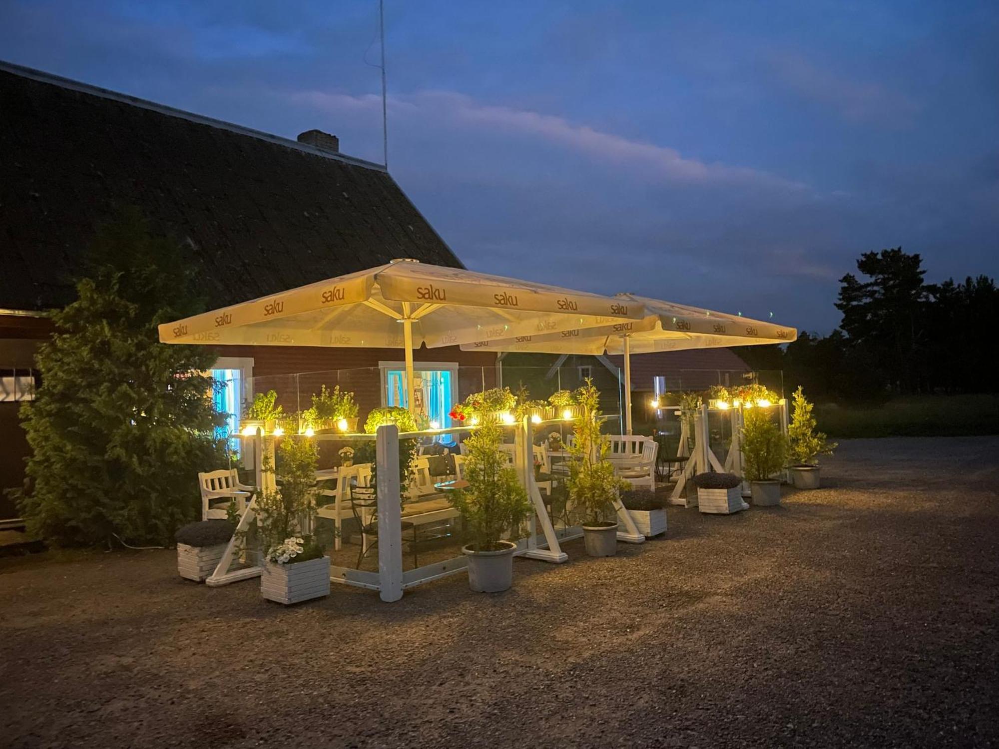 Emmaste Teemaja Hostel Bagian luar foto